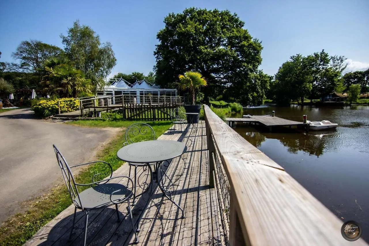 Hotel Le Petit Moulin du Rouvre à Saint-Pierre-de-Plesguen 3*,  France