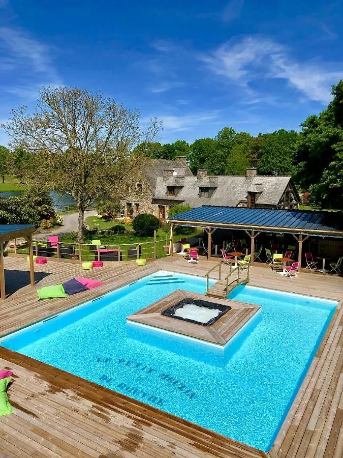 Hotel Le Petit Moulin du Rouvre à Saint-Pierre-de-Plesguen