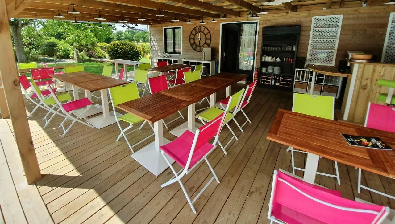 Hotel Le Petit Moulin du Rouvre à Saint-Pierre-de-Plesguen